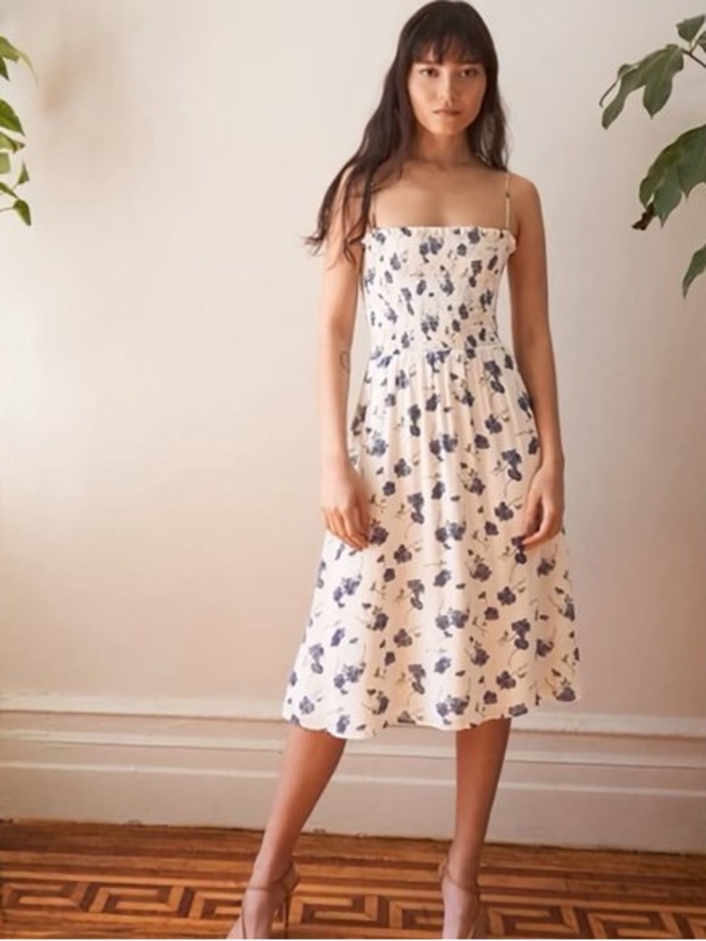 NWT Reformation Sable Blueberry Smocked Midi Dress Size Medium